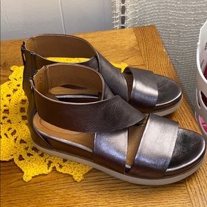 Grey/Silver Bussola Shoes